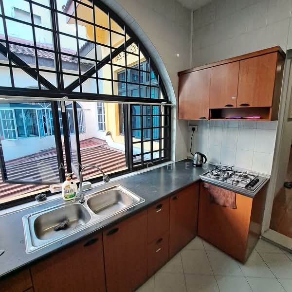 319 Balestier road, , Room Rental, 80 sqft, Shophouse For Rent, by Andy Cheuk, 500120082 - Kitchen - PropertyGuru.com.sg