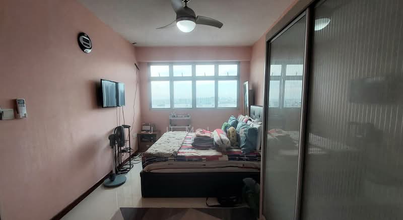 377 Bukit Batok Street 31, 377 Bukit Batok Street 31, 2 Bedrooms, 721 sqft, HDB Flat For Sale, by Jumi J, 500120086 - Master Bedroom  - PropertyGuru.com.sg