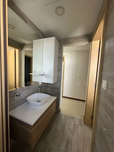 Sea Horizon, 1 Pasir Ris Rise, 3 Bedrooms, 1,109 sqft, Executive Condominium For Rent, by Amelia Koh, 500120090 - Common Bathroom - PropertyGuru.com.sg