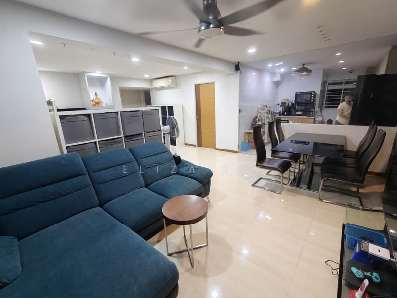 639 Pasir Ris Drive 1, 639 Pasir Ris Drive 1, 3 Bedrooms, 1,119 sqft, HDB Flat For Rent, by Eliza See, 500120103 - Living Room - PropertyGuru.com.sg