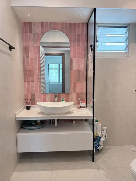 422B Northshore Drive, 422B Northshore Drive, 3 Bedrooms, 1,216 sqft, HDB Flat For Sale, by Gary Lim, 500120109 - Bathroom - PropertyGuru.com.sg
