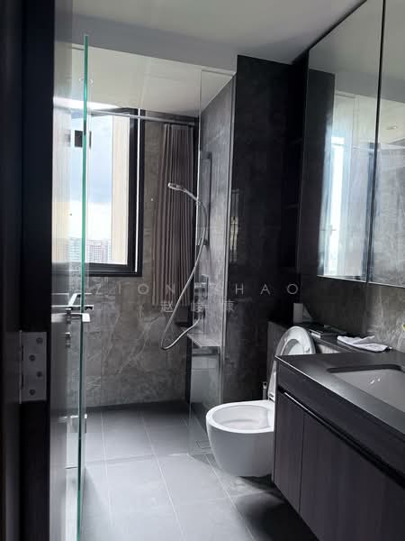 Tembusu Grand, 96 Jalan Tembusu, Room Rental, 100 sqft, Condominium For Rent, by Zion Zhao 赵峻慷, 500120110 - Bathroom - PropertyGuru.com.sg