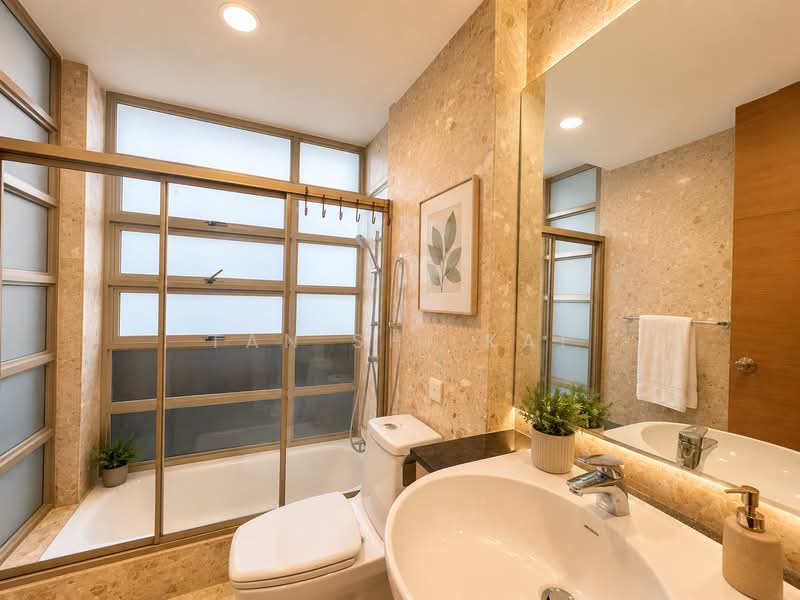 Sunville, 20 Saint Michael's Road, 3 Bedrooms, 1,141 sqft, Apartment For Sale, by Tan Shi Kai, 500120119 - Bathroom - PropertyGuru.com.sg