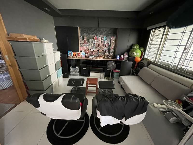 260 Bishan Street 22, 260 Bishan Street 22, 3 Bedrooms, 1,119 sqft, HDB Flat For Sale, by Javier Tan, 500120132 - Living Room - PropertyGuru.com.sg