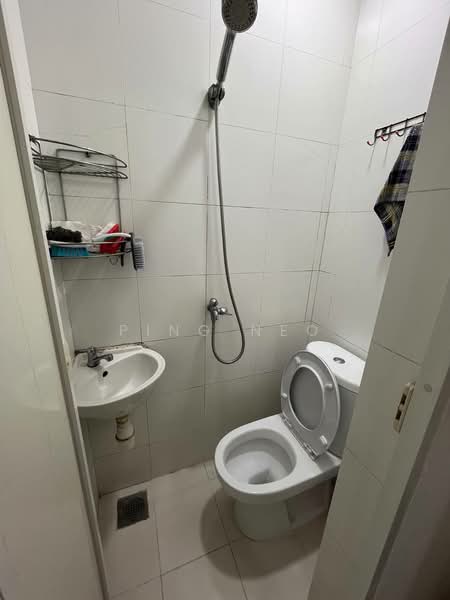 The Centris, 65 Jurong West Central 3, Room Rental, 150 sqft, Apartment For Rent, by Ping Neo, 500120153 - Bathroom - PropertyGuru.com.sg