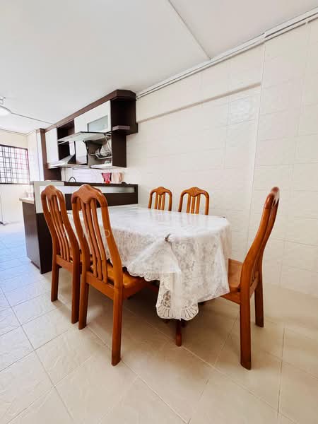 726 Yishun Street 71, 726 Yishun Street 71, 3 Bedrooms, 1,120 sqft, HDB Flat For Sale, by Andres Ong, 500120155 - Dining Room - PropertyGuru.com.sg