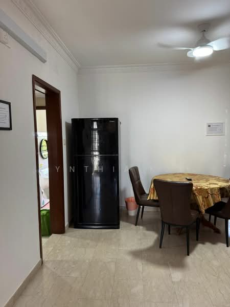 Carissa Park Condo, 2 Flora Drive, 6 Bedrooms, 1,303 sqft, Condominium For Rent, by Cynthia Kok, 500120159 - Dining Room - PropertyGuru.com.sg