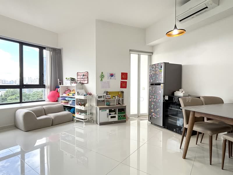 The Interlace, 180 Depot Road, 2 Bedrooms, 1,001 sqft, Condominium For Rent, by Frances Teo 张佩玲, 500120170 - Living/Dining Area - PropertyGuru.com.sg