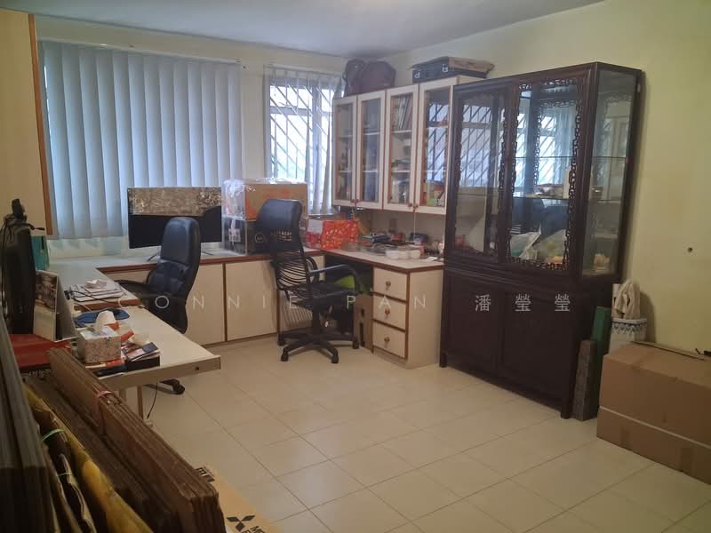 11 Jalan Batu, 11 Jalan Batu, 4 Bedrooms, 1,420 sqft, HDB Flat For Sale, by Connie Pan 潘瑩瑩, 500120172 - Study - PropertyGuru.com.sg