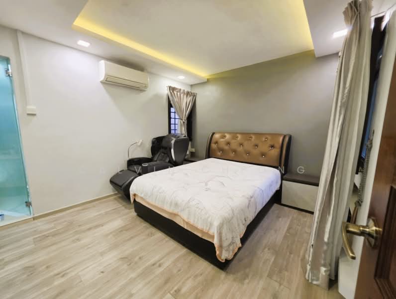 258C Compassvale Road, 258C Compassvale Road, 3 Bedrooms, 1,184 sqft, HDB Flat For Sale, by Calvin Cheong, 500120192 - Master Bedroom - PropertyGuru.com.sg