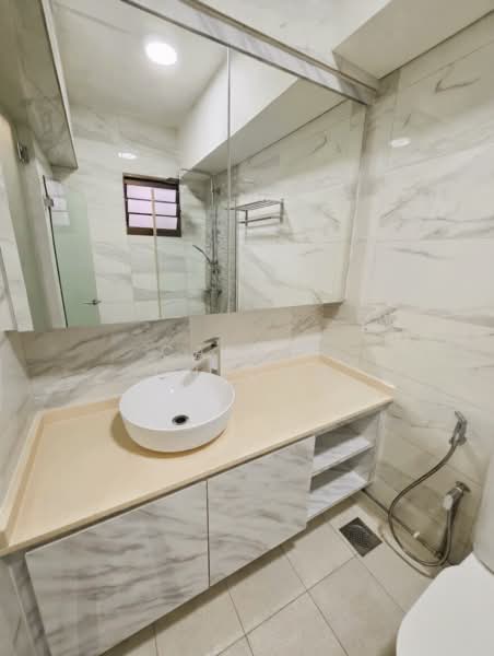 258C Compassvale Road, 258C Compassvale Road, 3 Bedrooms, 1,184 sqft, HDB Flat For Sale, by Calvin Cheong, 500120192 - Master Bathroom - PropertyGuru.com.sg