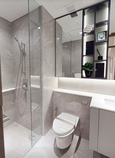 Grand Dunman, 18 Dunman Road, East Coast / Marine Parade, 2 Bedrooms, 721 sqft, Condominium For Rent, by Jasmine Chen, 500120193 - Bathroom - PropertyGuru.com.sg