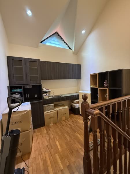 Marshall Lodge, 89 Marshall Road, 4 Bedrooms, 1,777 sqft, Cluster House For Sale, by Sharon HL Ng, 500120202 - Study - PropertyGuru.com.sg