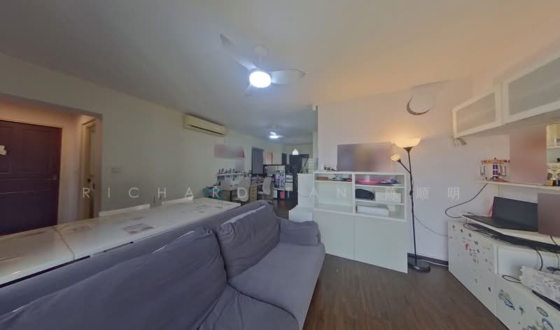 153 Rivervale Crescent, 153 Rivervale Crescent, 3 Bedrooms, 979 sqft, HDB Flat For Sale, by Richard Tan 陈顺明, 500120203 - Living Room - PropertyGuru.com.sg