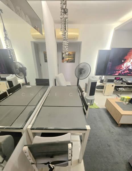 40 Telok Blangah Rise, 40 Telok Blangah Rise, 3 Bedrooms, 883 sqft, HDB Flat For Sale, by Chloe Chang, 500120204 - Living Room - PropertyGuru.com.sg