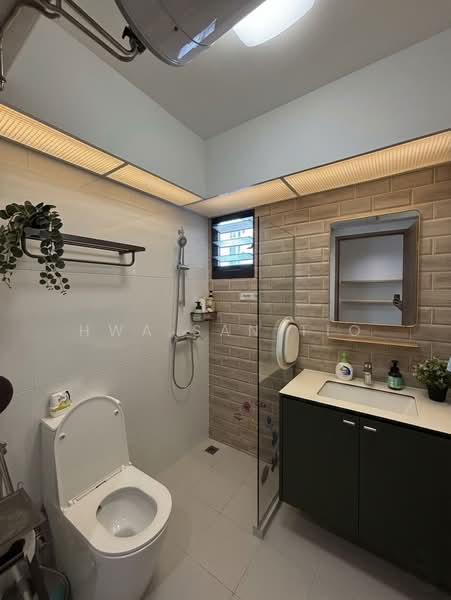 112A Alkaff Crescent, 112A Alkaff Crescent, 3 Bedrooms, 1,001 sqft, HDB Flat For Sale, by Hwa San TIO, 500120207 - Bathroom - PropertyGuru.com.sg