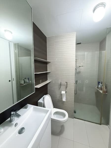 Sky Vue, 1 Bishan Street 15, 1 Bedroom, 484 sqft, Condominium For Rent, by Valerie Ong, 500120226 - Bathroom - PropertyGuru.com.sg