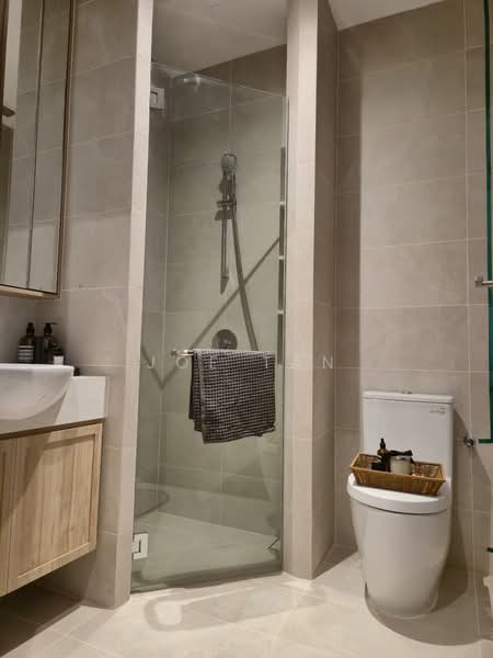 Atlassia, 30 Joo Chiat Place, 3 Bedrooms, 1,141 sqft, Condominium For Sale, by Joe Tan, 500120240 - Bathroom - PropertyGuru.com.sg