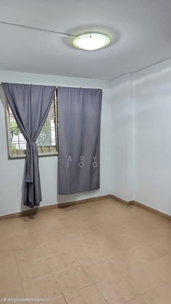 870 Tampines Street 83, 870 Tampines Street 83, 3 Bedrooms, 1,119 sqft, HDB Flat For Sale, by Karyn Foo, 500120247 - Bedroom - PropertyGuru.com.sg