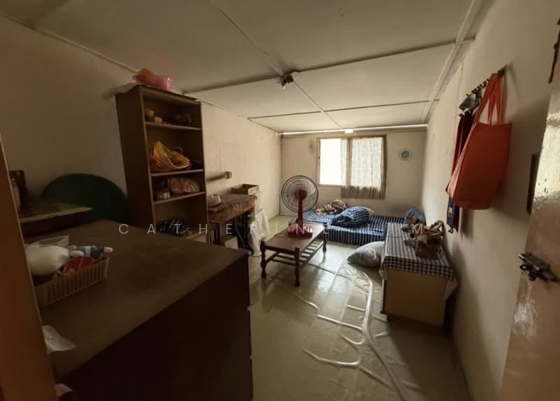 920 East Coast road, , 3 Bedrooms, 1,105 sqft, Walk-up Apartment For Rent, by Catherine Lim, 500120248 - Bedroom - PropertyGuru.com.sg