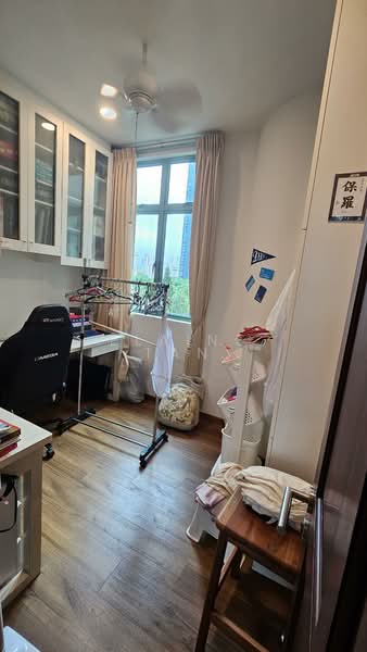 Tanglin Regency, 383 Tanglin Road, 3 Bedrooms, 1,044 sqft, Condominium For Rent, by Elaine Tan, 500120261 - Study - PropertyGuru.com.sg