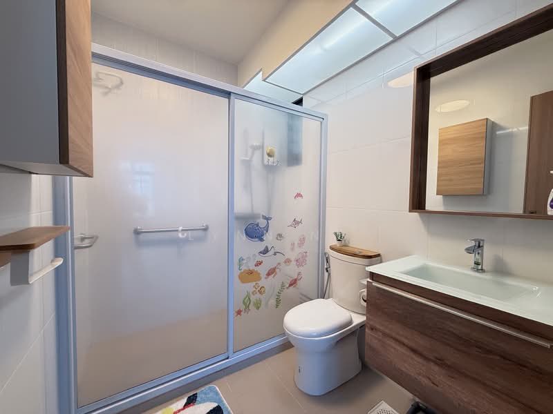 415D Northshore Drive, 415D Northshore Drive, 3 Bedrooms, 1,206 sqft, HDB Flat For Rent, by Lynn Ng, 500120264 - Common Bathroom - PropertyGuru.com.sg