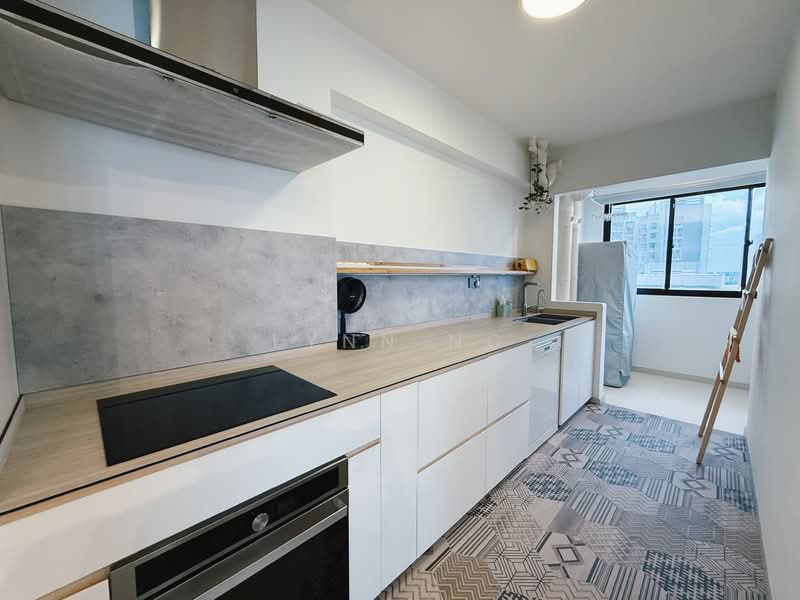 415D Northshore Drive, 415D Northshore Drive, 3 Bedrooms, 1,206 sqft, HDB Flat For Rent, by Lynn Ng, 500120264 - Kitchen - PropertyGuru.com.sg