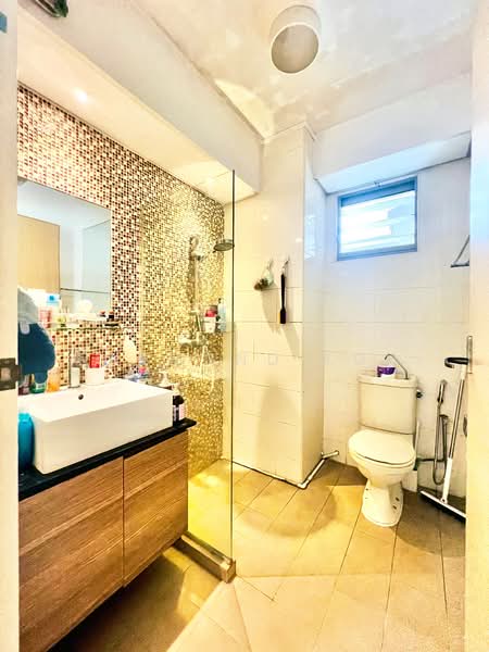 306A Punggol Place, 306A Punggol Place, 3 Bedrooms, 1,023 sqft, HDB Flat For Sale, by Raymond Koh, 500120265 - Common Bath - PropertyGuru.com.sg