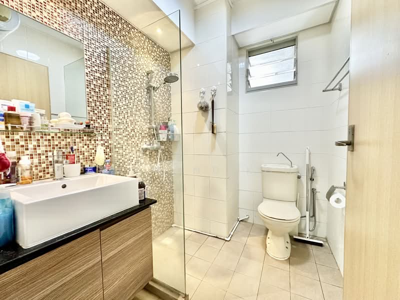 306A Punggol Place, 306A Punggol Place, 3 Bedrooms, 1,023 sqft, HDB Flat For Sale, by Raymond Koh, 500120265 - Common Bath - PropertyGuru.com.sg
