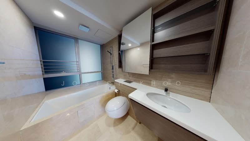 V on Shenton, 5 Shenton Way, 2 Bedrooms, 1,055 sqft, Condominium For Rent, by Joseph Khoo, 500120276 - Master Bathroom - PropertyGuru.com.sg