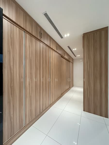 ★ Serangoon Garden Estate ★ Modern, Lovingly Maintained Semi-D w/ Pool and Lift ★, Serangoon Garden Estate, 6 Bedrooms, 9,000 sqft, Semi-Detached House For Sale, by Benson Goh, 500120293 - Interior - PropertyGuru.com.sg