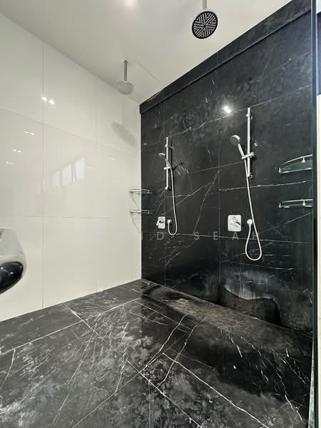 ★ Serangoon Garden Estate ★ Modern, Lovingly Maintained Semi-D w/ Pool and Lift ★, Serangoon Garden Estate, 6 Bedrooms, 9,000 sqft, Semi-Detached House For Sale, by Edmund Seah, 500120296 - PropertyGuru.com.sg