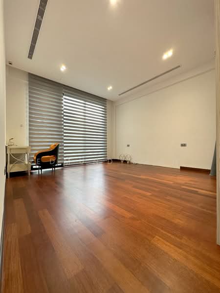 ★ Serangoon Garden Estate ★ Modern, Lovingly Maintained Semi-D w/ Pool and Lift ★, Serangoon Garden Estate, 6 Bedrooms, 9,000 sqft, Semi-Detached House For Sale, by Edmund Seah, 500120296 - PropertyGuru.com.sg