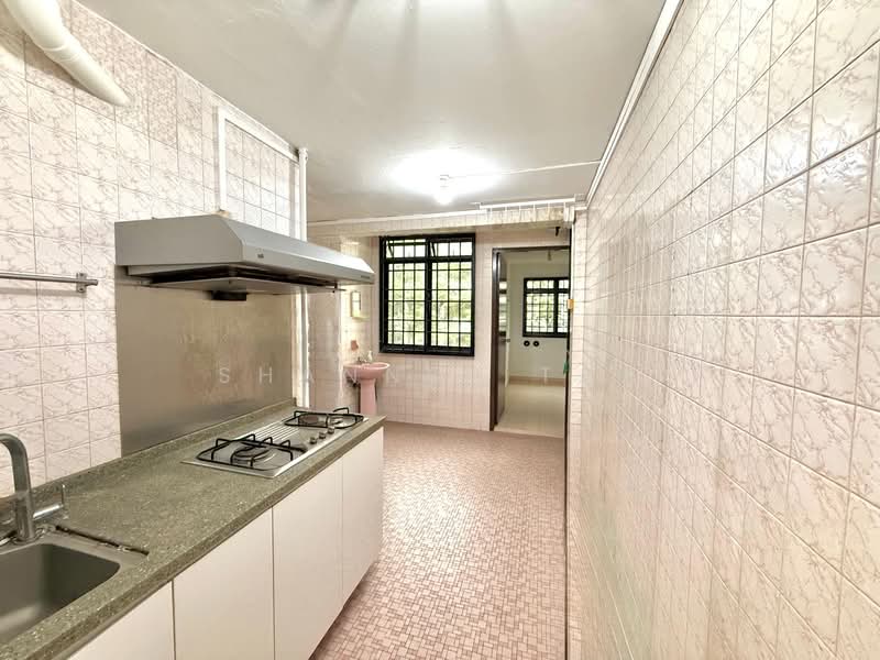 59 Lorong 5 Toa Payoh, 59 Lorong 5 Toa Payoh, 2 Bedrooms, 657 sqft, HDB Flat For Sale, by Shannen Tay, 500120301 - Kitchen - PropertyGuru.com.sg