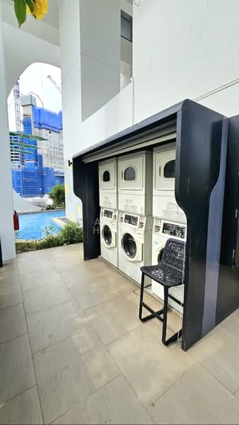 Spottiswoode Suites, 16 Spottiswoode Park Road, 2 Bedrooms, 840 sqft, Condominium For Rent, by Danny Chong, 500120311 - Exterior - PropertyGuru.com.sg