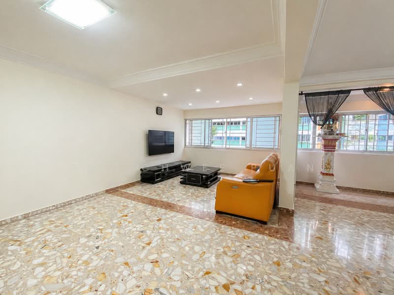 306 Yishun Central, 306 Yishun Central, 3 Bedrooms, 1,313 sqft, HDB Flat For Sale, by Ong Chwee Puan, 500120321 - Living Room - PropertyGuru.com.sg