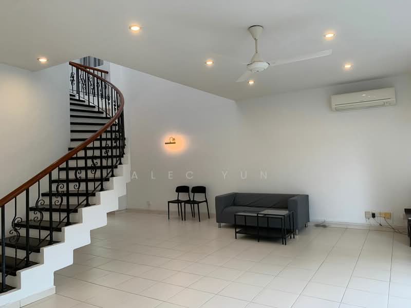 Longbeach Townhouse, 395A Pasir Panjang Road, Room Rental, 154 sqft, Town House For Rent, by Alec Yun, 500120322 - Living Room - PropertyGuru.com.sg