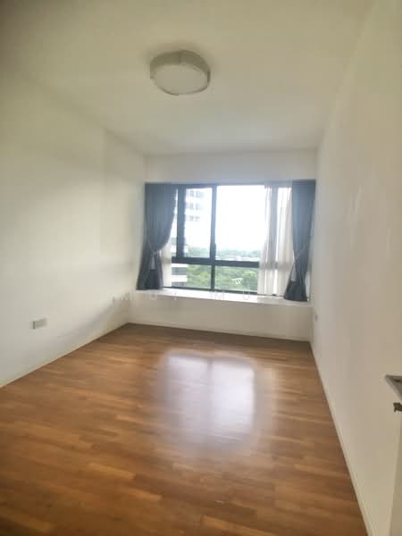 The Interlace, 190 Depot Road, 2 Bedrooms, 1,044 sqft, Condominium For Sale, by Mui Mui, 500120329 - Bedroom 2 - PropertyGuru.com.sg