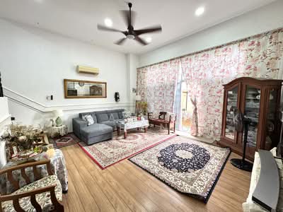 For Sale - Loyang Villas