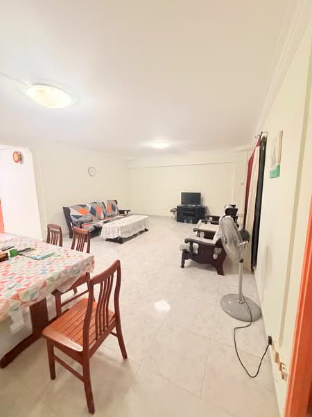259A Compassvale Road, 259A Compassvale Road, 3 Bedrooms, 1,184 sqft, HDB Flat For Rent, by Sasikumar Kannan, 500120338 - Living Room - PropertyGuru.com.sg
