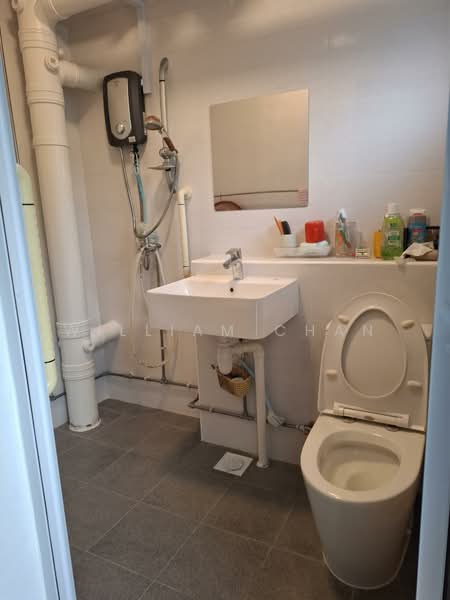 124A bukit merah view for sale, , 3 Bedrooms, 1,172 sqft, HDB Flat For Sale, by William Chan, 500120339 - Bathroom - PropertyGuru.com.sg