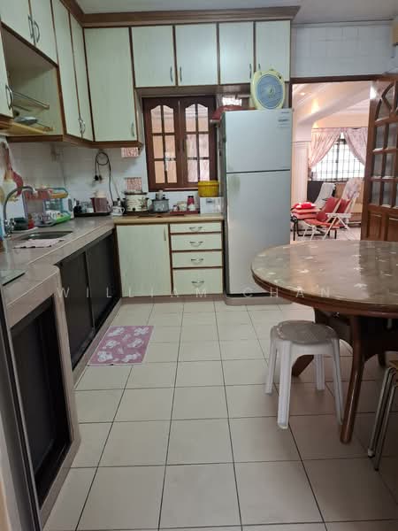 124A bukit merah view for sale, , 3 Bedrooms, 1,172 sqft, HDB Flat For Sale, by William Chan, 500120339 - Kitchen - PropertyGuru.com.sg