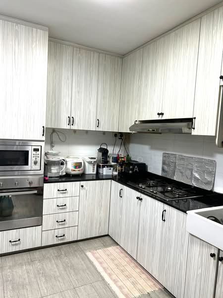 543 Jelapang Road, 543 Jelapang Road, 3 Bedrooms, 1,506 sqft, HDB Flat For Sale, by Jose Loh Zhenhao, 500120341 - Kitchen - PropertyGuru.com.sg