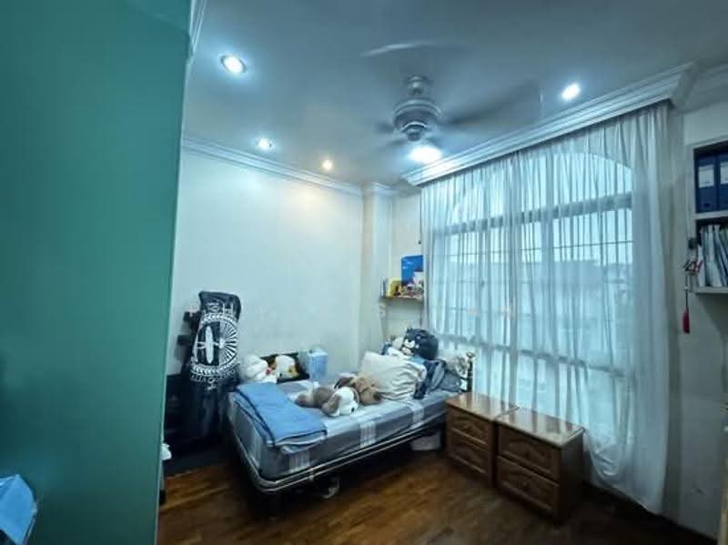 3 storey terrace 1km Maris Stella school, mins to nex mall, Bartley mrt, Serangoon central / Ardisia garden/ Bartley road, Hougang / Punggol / Sengkang, 4 Bedrooms, 2,200 sqft, Terraced House For Sale, by Phyllis Tan, 500120362 - PropertyGuru.com.sg