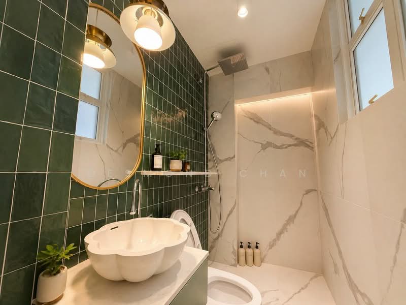 Toh Estate, Toh Drive, 5 Bedrooms, 2,800 sqft, Semi-Detached House For Sale, by Desmond Chan, 500120364 - Bathroom - PropertyGuru.com.sg
