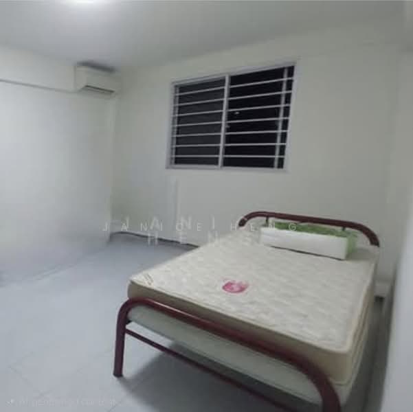 98 Commonwealth Crescent, 98 Commonwealth Crescent, 2 Bedrooms, 635 sqft, HDB Flat For Sale, by Janice Heng, 500120365 - Bedroom - PropertyGuru.com.sg