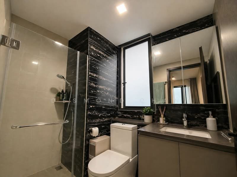 The Brownstone, 160 Canberra Drive, 3 Bedrooms, 1,055 sqft, Executive Condominium For Sale, by Desmond Chan, 500120374 - Bathroom - PropertyGuru.com.sg