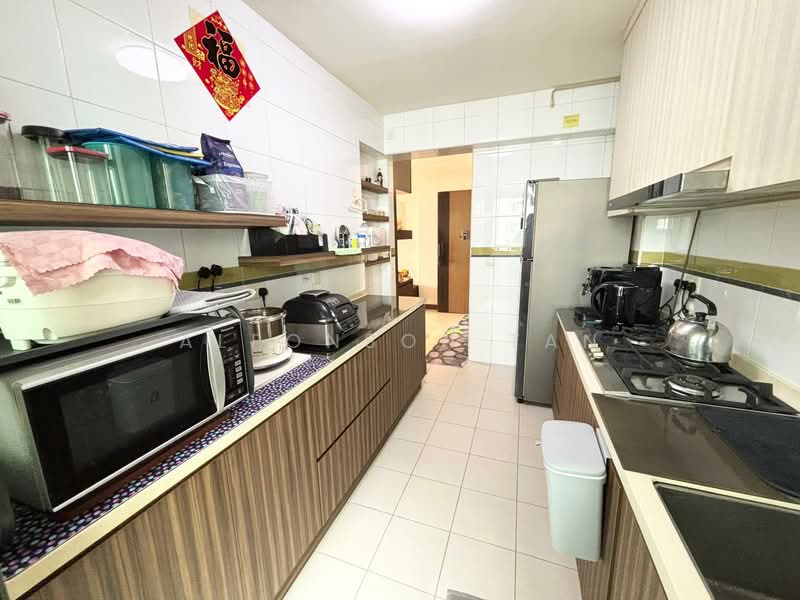 679A Punggol Drive, 679A Punggol Drive, 3 Bedrooms, 1,001 sqft, HDB Flat For Sale, by Alfonson Tan, 500120383 - Kitchen - PropertyGuru.com.sg