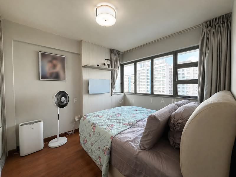 679A Punggol Drive, 679A Punggol Drive, 3 Bedrooms, 1,001 sqft, HDB Flat For Sale, by Alfonson Tan, 500120383 - Bedroom - PropertyGuru.com.sg