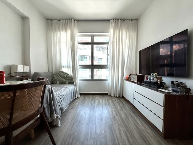 623A Punggol Central, 623A Punggol Central, 1 Bedroom, 495 sqft, HDB Flat For Sale, by Aaron Leong, 500120394 - Living Room - PropertyGuru.com.sg